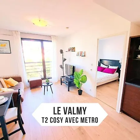 Le Valmy: Appartement Lumineux Au Pied Du Metro Lyon Extérieur photo